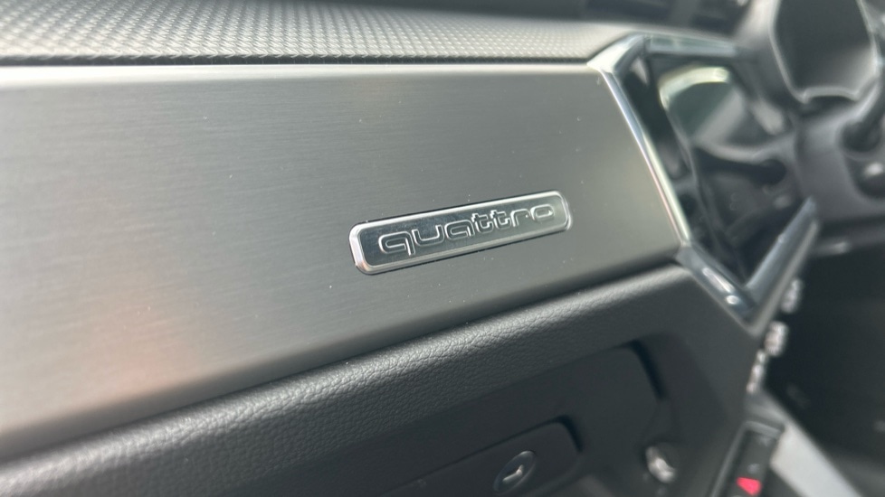 Used Audi Q3 2025 for sale - 76261698: Photo 40