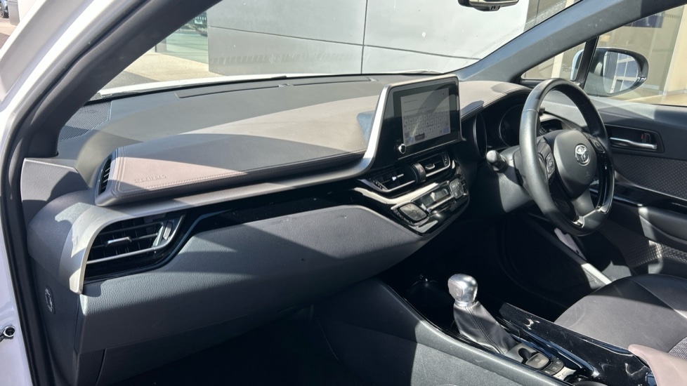 Used Toyota C-HR 2022 for sale - 76871211: Photo 10