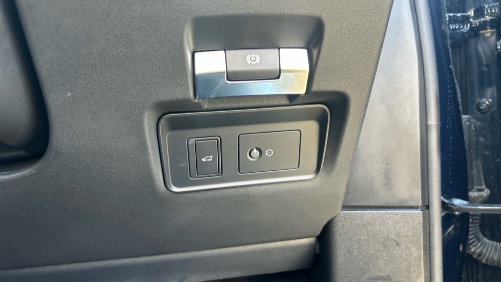 Used Land Rover Range Rover Evoque 2022 for sale - 76872483: Photo 37