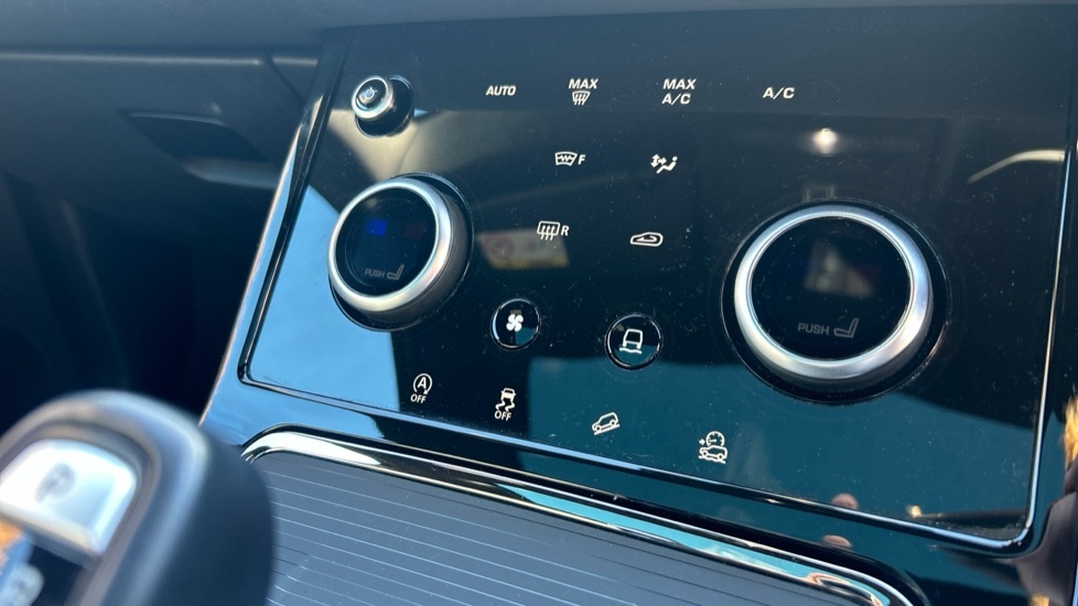 Used Land Rover Range Rover Evoque 2022 for sale - 76872483: Photo 39