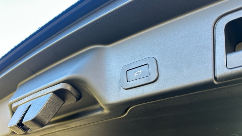 Used Land Rover Range Rover Evoque 2022 for sale - 76872483: Photo 50