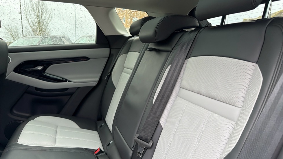 Used Land Rover Range Rover Evoque 2023 for sale - 76874545: Photo 21