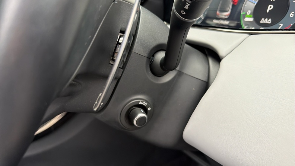 Used Land Rover Range Rover Evoque 2023 for sale - 76874545: Photo 35