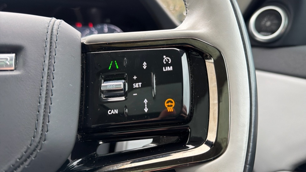 Used Land Rover Range Rover Evoque 2023 for sale - 76874545: Photo 36