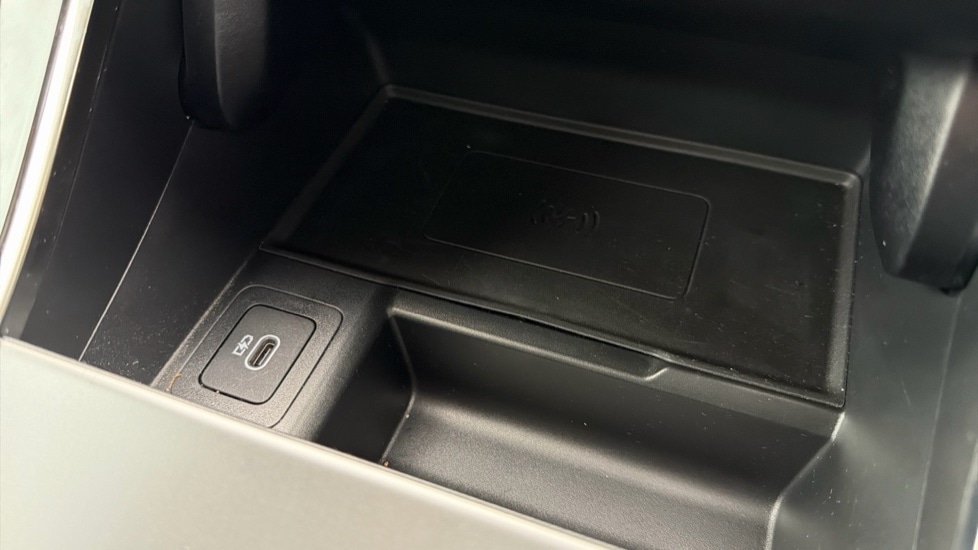 Used Land Rover Range Rover Evoque 2023 for sale - 76874545: Photo 41