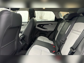 Used Land Rover Range Rover Evoque 2023 for sale - 76874545: Photo