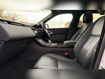 Used Land Rover Range Rover Velar 2023 for sale - 76361762: Photo