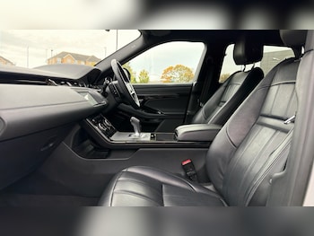 Used Land Rover Range Rover Evoque 2022 for sale - 76297524: Photo