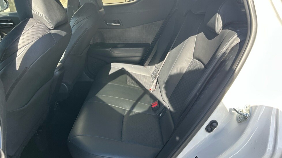 Used Toyota C-HR 2022 for sale - 75843942: Photo 14