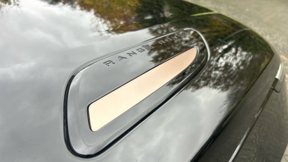 Used Land Rover Range Rover Velar 2024 for sale - 76540039: Photo 22