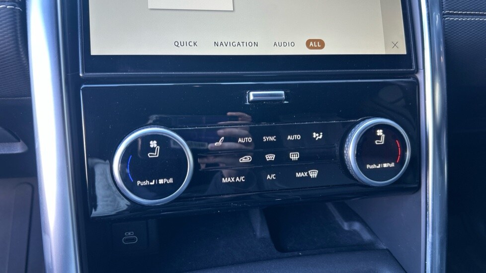 Used Land Rover Discovery 2022 for sale - 76948290: Photo 34