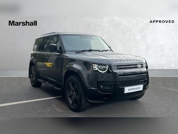 Land Rover - Defender