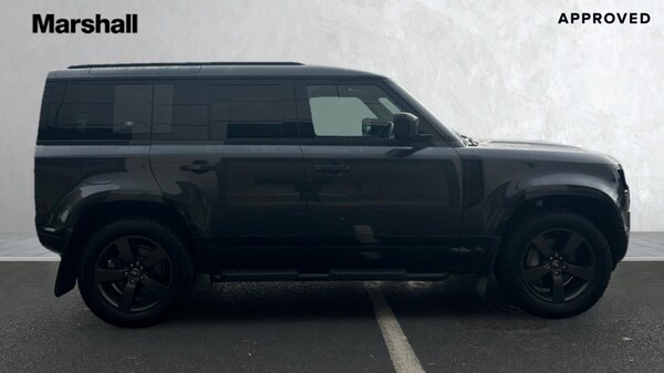 Used Land Rover Defender 2023 for sale - 76079052: Photo 5