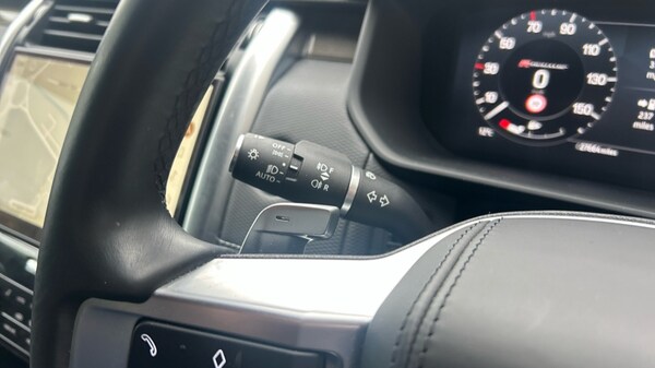 Used Land Rover Discovery 2023 for sale - 76261595: Photo 34