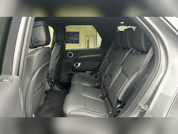 Used Land Rover Discovery 2023 for sale - 76261595: Photo