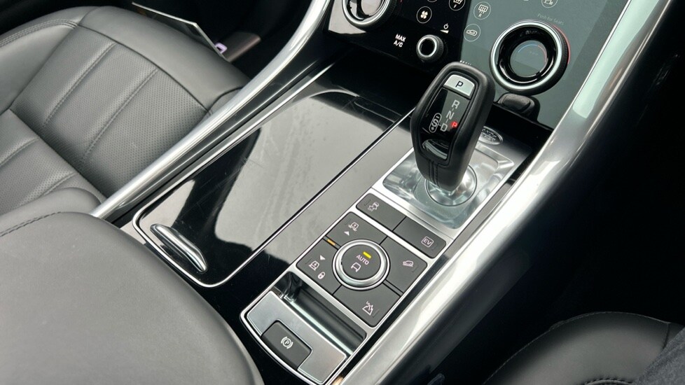 Used Land Rover Range Rover Sport 2021 for sale - 76870547: Photo 13