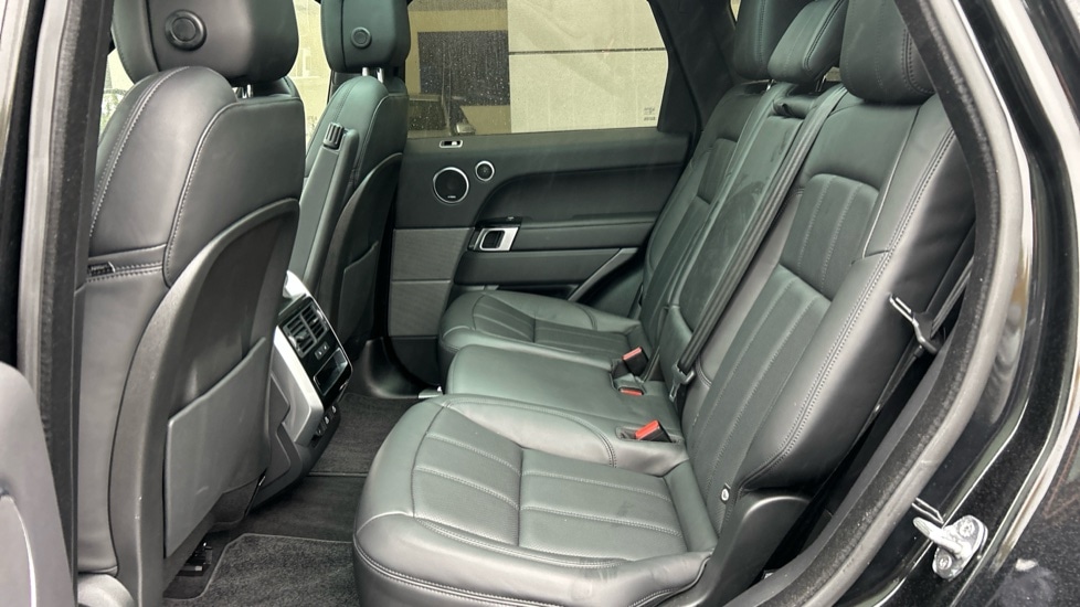 Used Land Rover Range Rover Sport 2021 for sale - 76870547: Photo 4