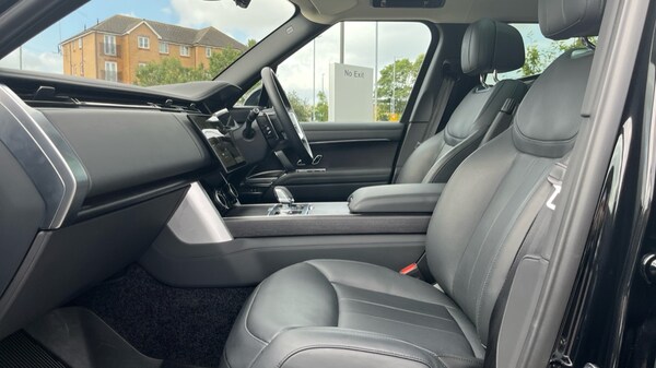 Used Land Rover Range Rover 2023 for sale - 75465624: Photo 3