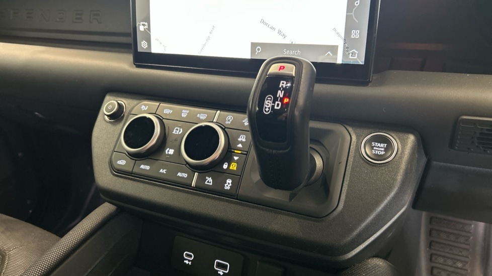 Used Land Rover Defender 2022 for sale - 75758831: Photo 13