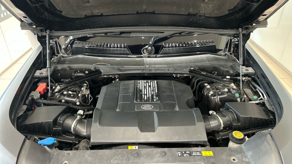 Used Land Rover Defender 2022 for sale - 75758831: Photo 30