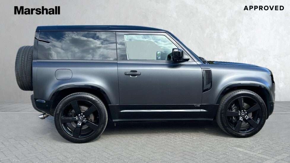 Used Land Rover Defender 2022 for sale - 75758831: Photo 5