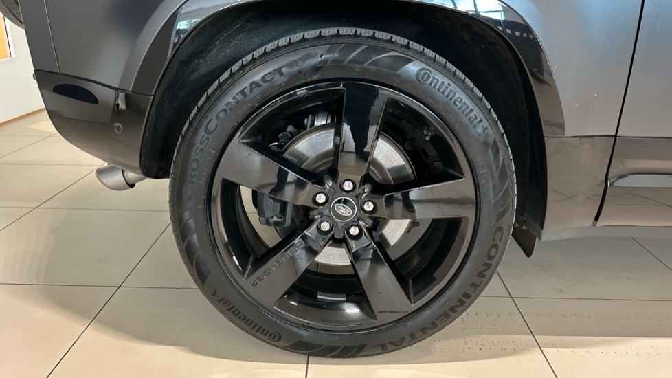 Used Land Rover Defender 2022 for sale - 75758831: Photo 8