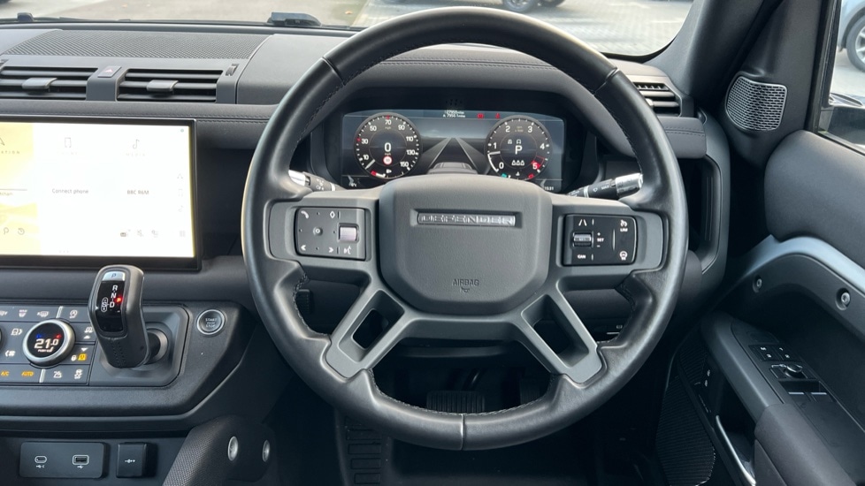 Used Land Rover Defender 2022 for sale - 76959932: Photo 15