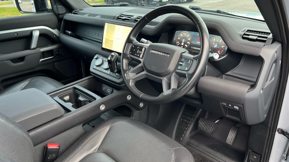 Used Land Rover Defender 2022 for sale - 76959932: Photo 28