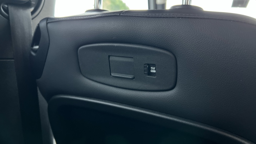 Used Land Rover Defender 2022 for sale - 76959932: Photo 44