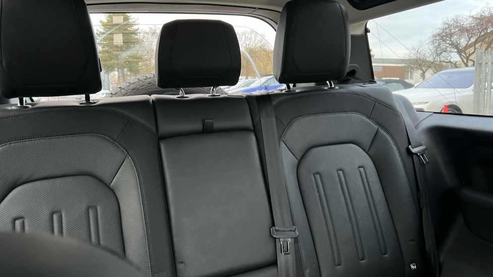 Used Land Rover Defender 2022 for sale - 76959932: Photo 52