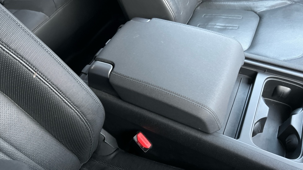 Used Land Rover Defender 2022 for sale - 76959932: Photo 53