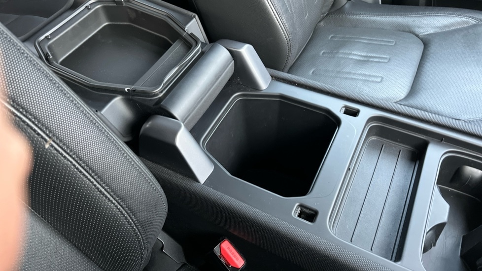 Used Land Rover Defender 2022 for sale - 76959932: Photo 54