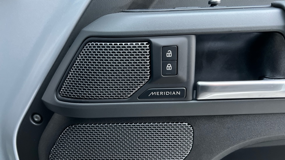 Used Land Rover Defender 2022 for sale - 76959932: Photo 56