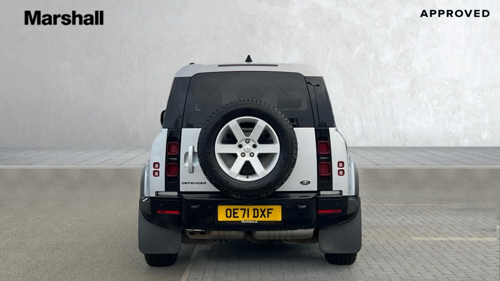 Used Land Rover Defender 2022 for sale - 76959932: Photo 6