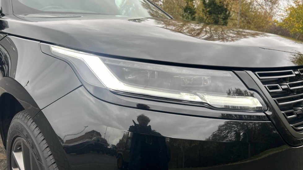 Used Land Rover Range Rover Velar 2024 for sale - 76872037: Photo 17