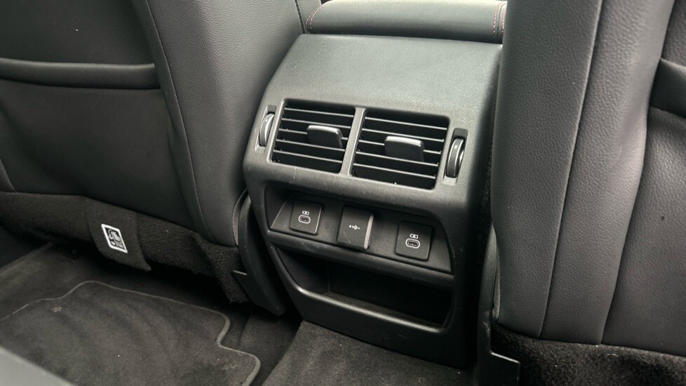 Used Land Rover Discovery Sport 2022 for sale - 76533855: Photo 18