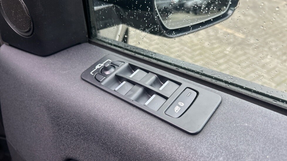 Used Land Rover Discovery Sport 2022 for sale - 76533855: Photo 34