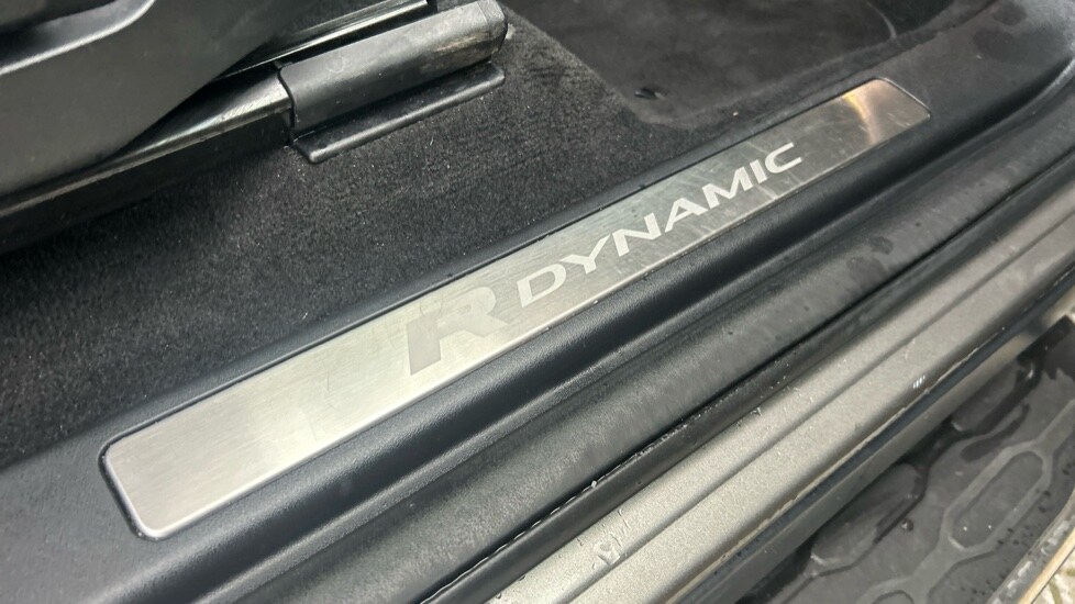 Used Land Rover Discovery Sport 2022 for sale - 76533855: Photo 36