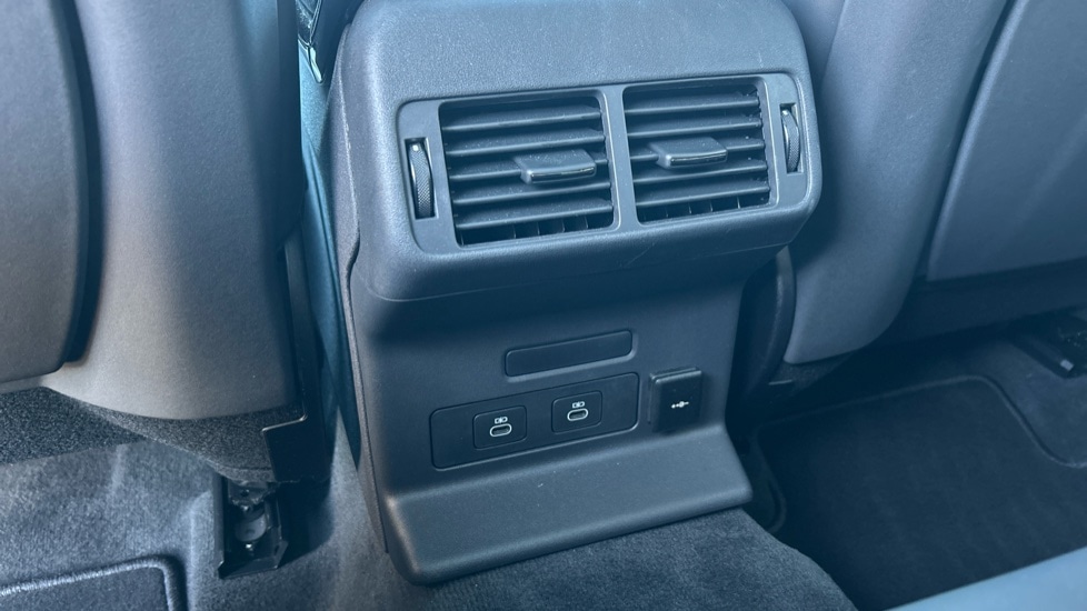 Used Land Rover Range Rover Velar 2025 for sale - 77031351: Photo 18