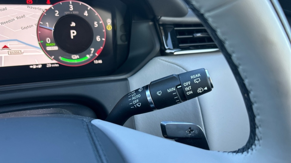 Used Land Rover Range Rover Velar 2025 for sale - 77031351: Photo 34