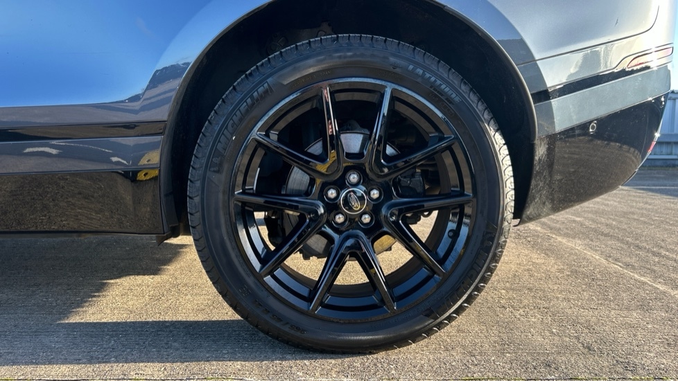 Used Land Rover Range Rover Velar 2025 for sale - 77031351: Photo 8