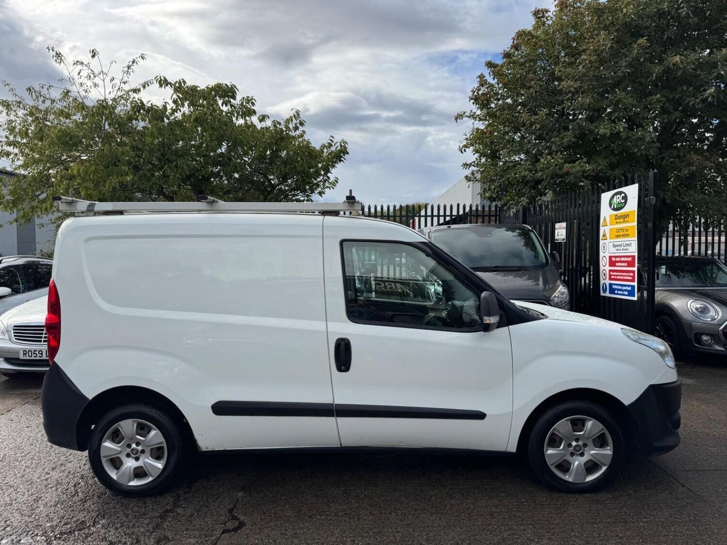 Used Fiat Doblo 2013 for sale - 77357250: Photo 4