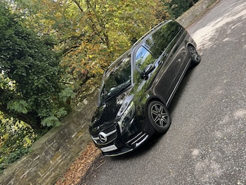 Used Mercedes-Benz V-Class 2023 for sale - 79588756: Photo