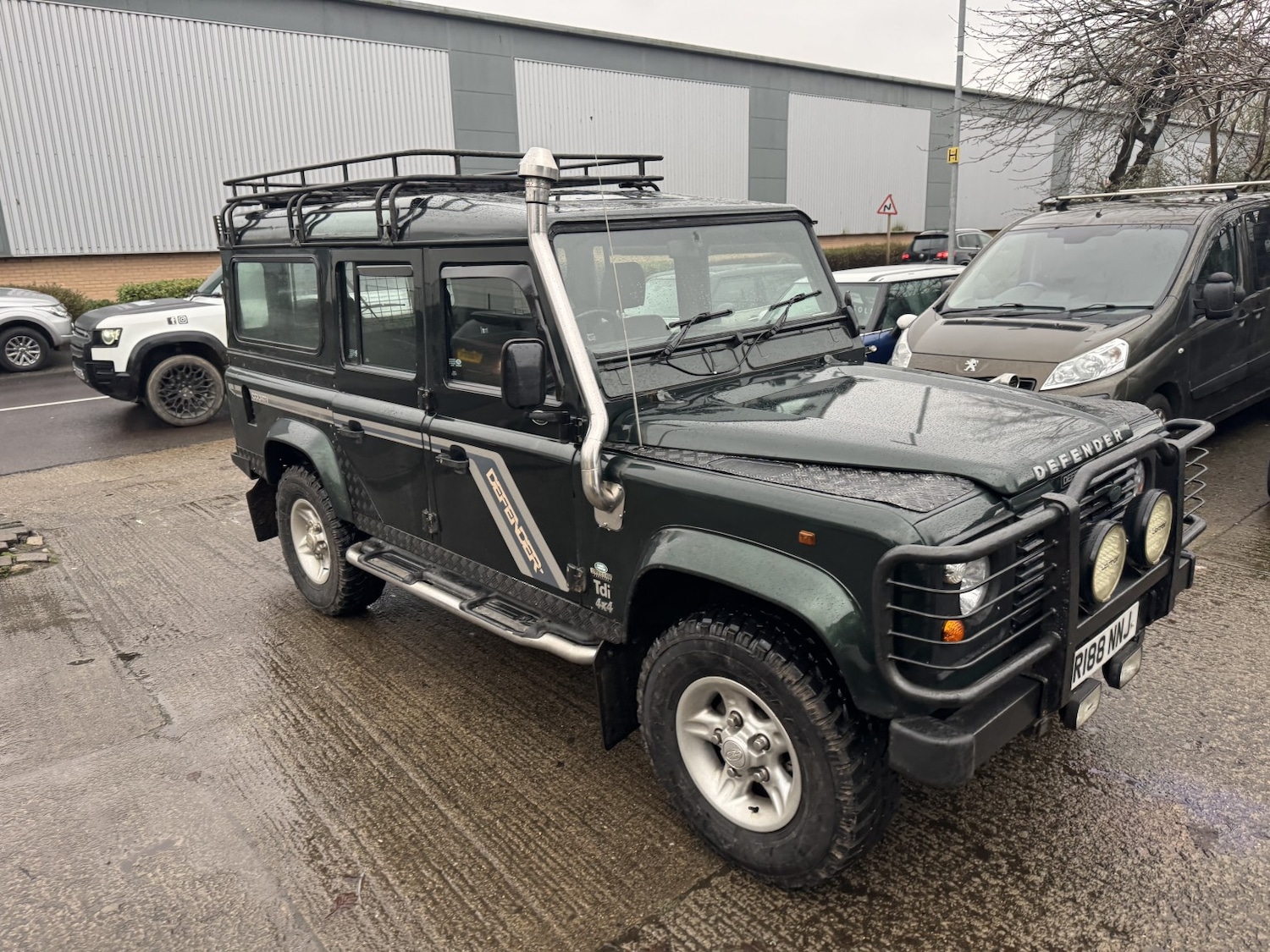 Used Land Rover Defender 110 1997 for sale - 77643683: Photo 11