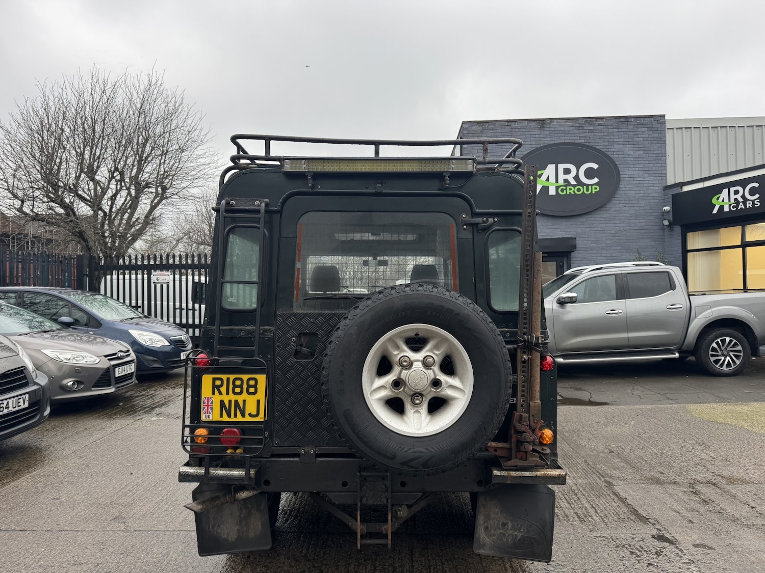 Used Land Rover Defender 110 1997 for sale - 77643683: Photo 12