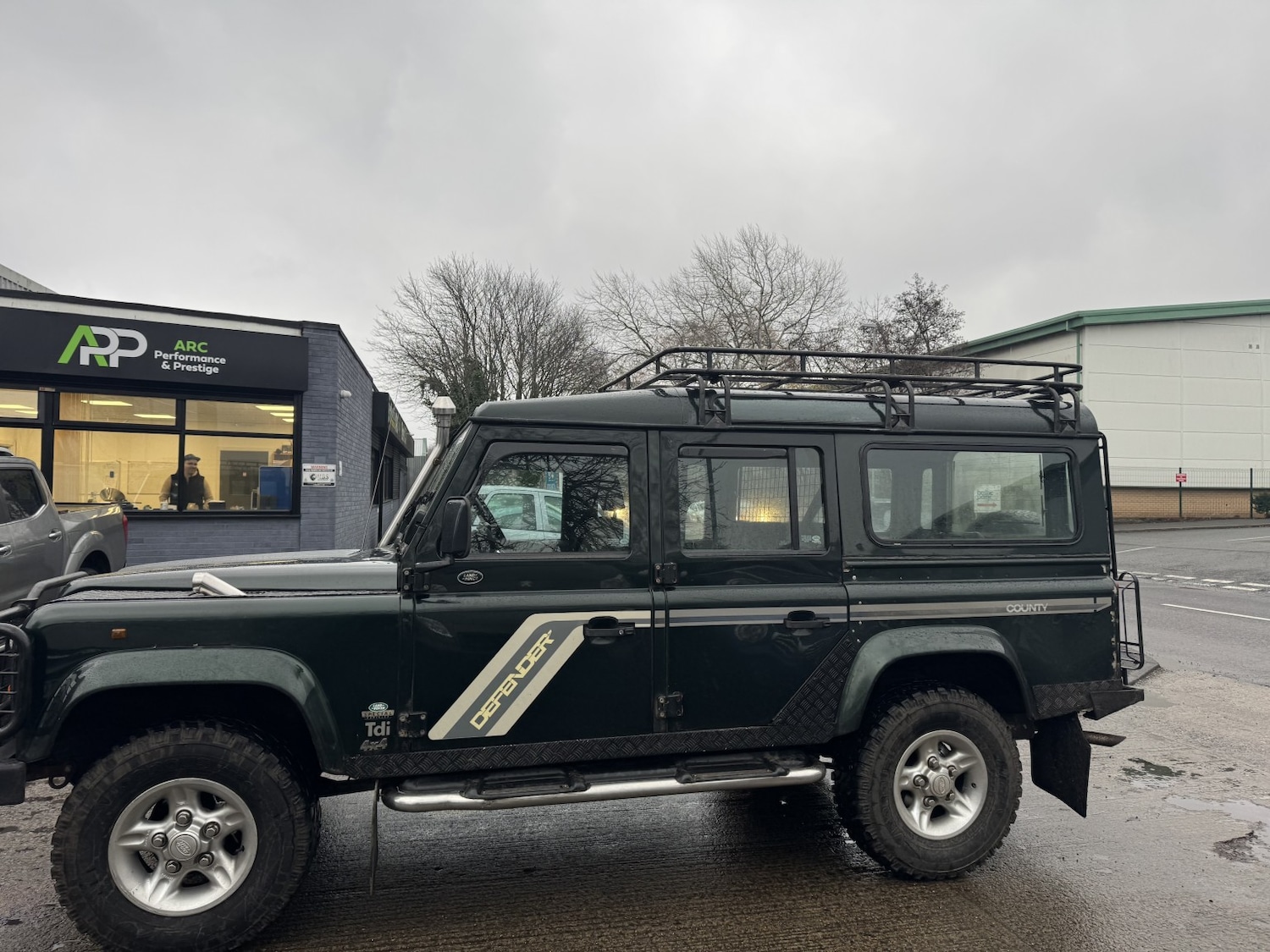 Used Land Rover Defender 110 1997 for sale - 77643683: Photo 4