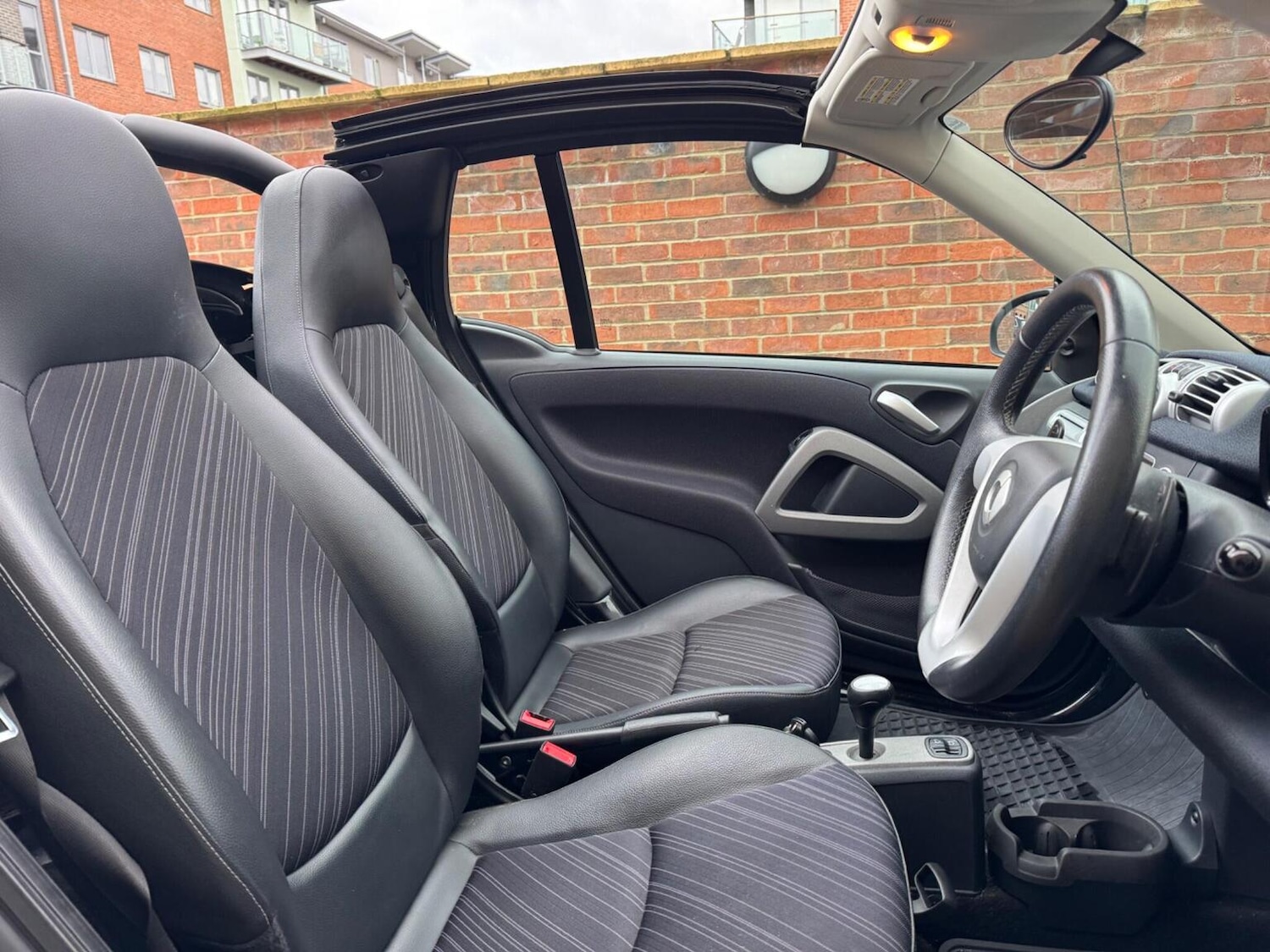 Used smart fortwo 2012 for sale - 77357236: Photo 11