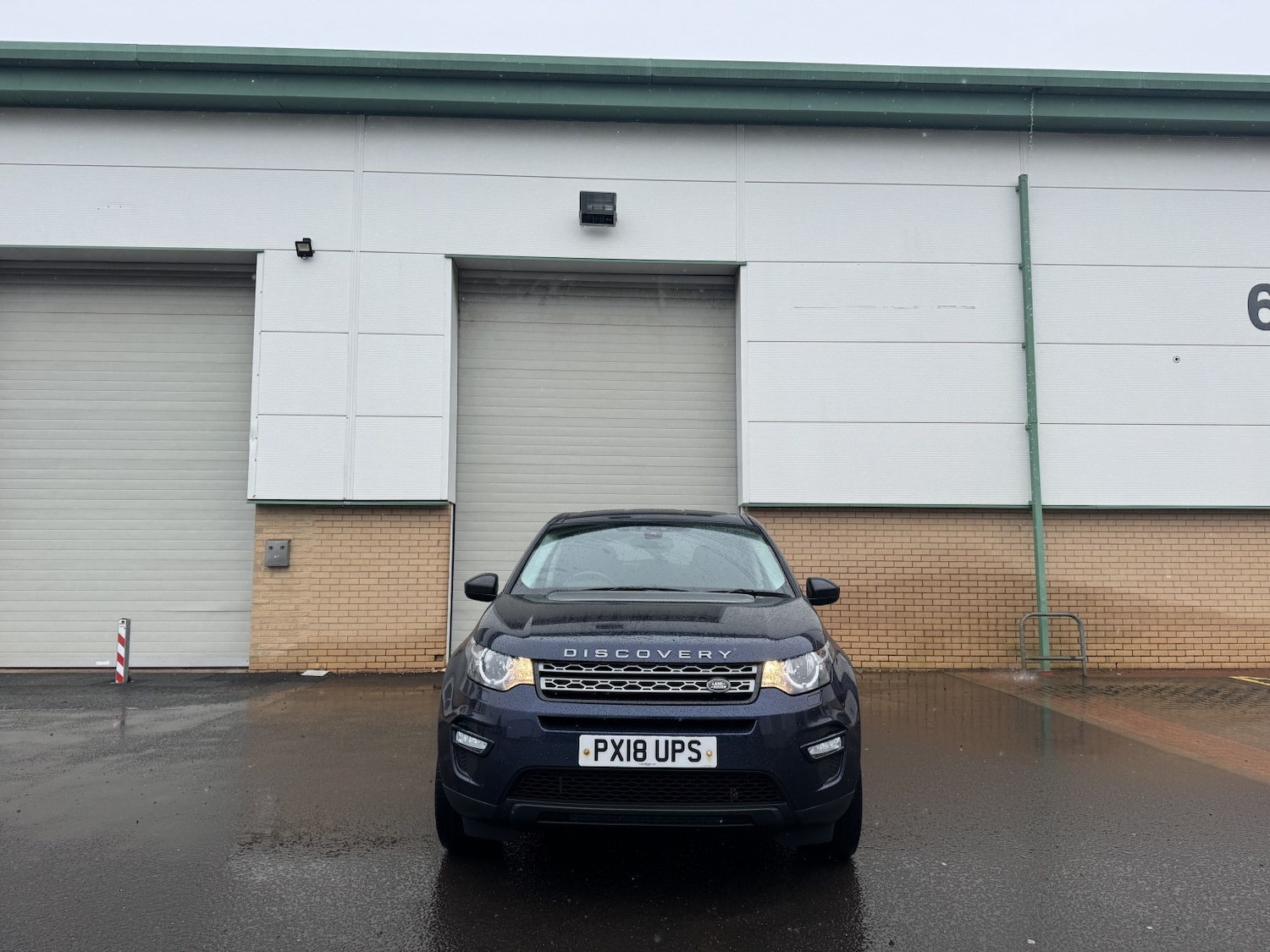 Used Land Rover Discovery Sport 2018 for sale - 77536078: Photo 2