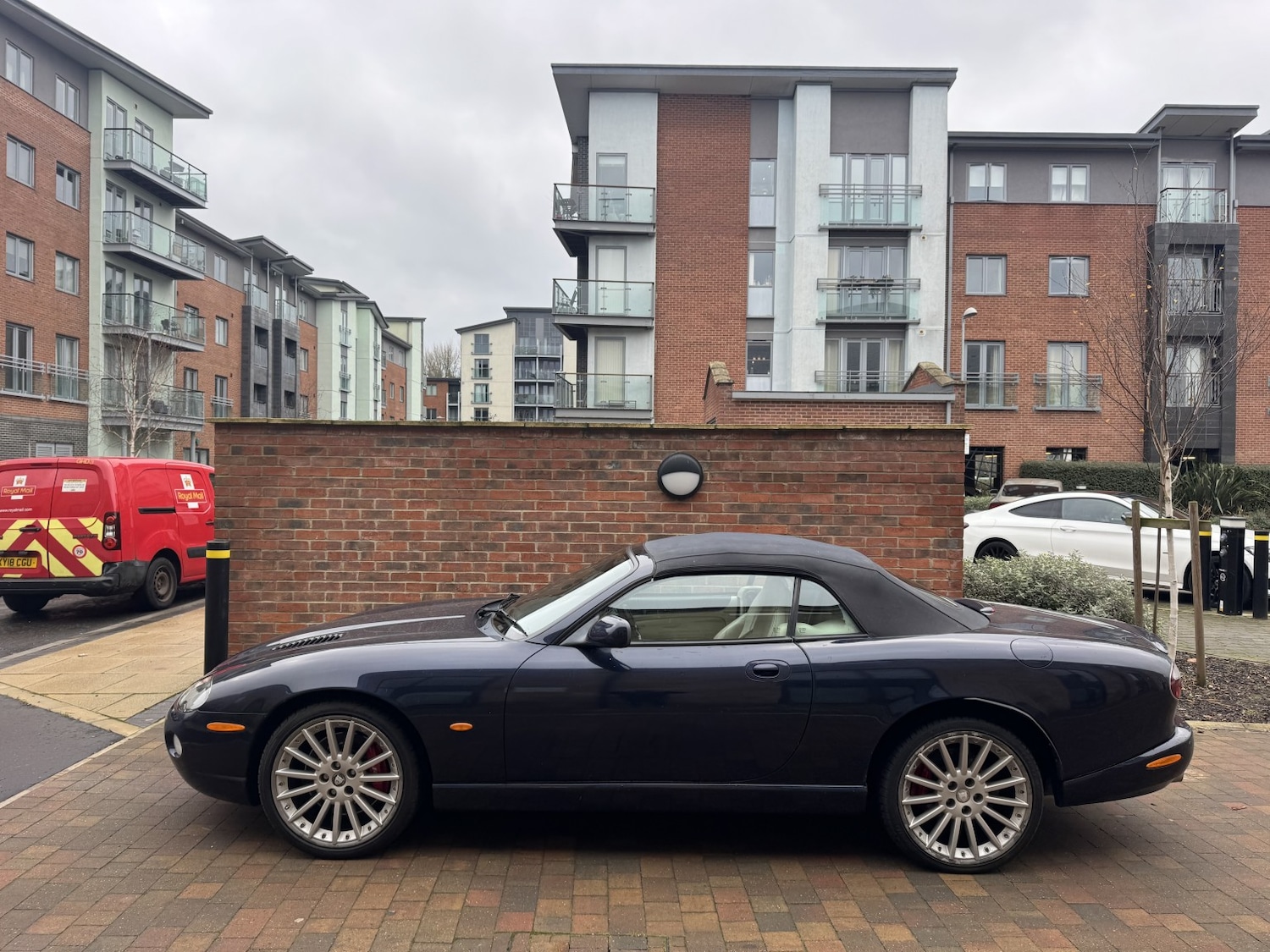 Used Jaguar XKR 2006 for sale - 77758976: Photo 32