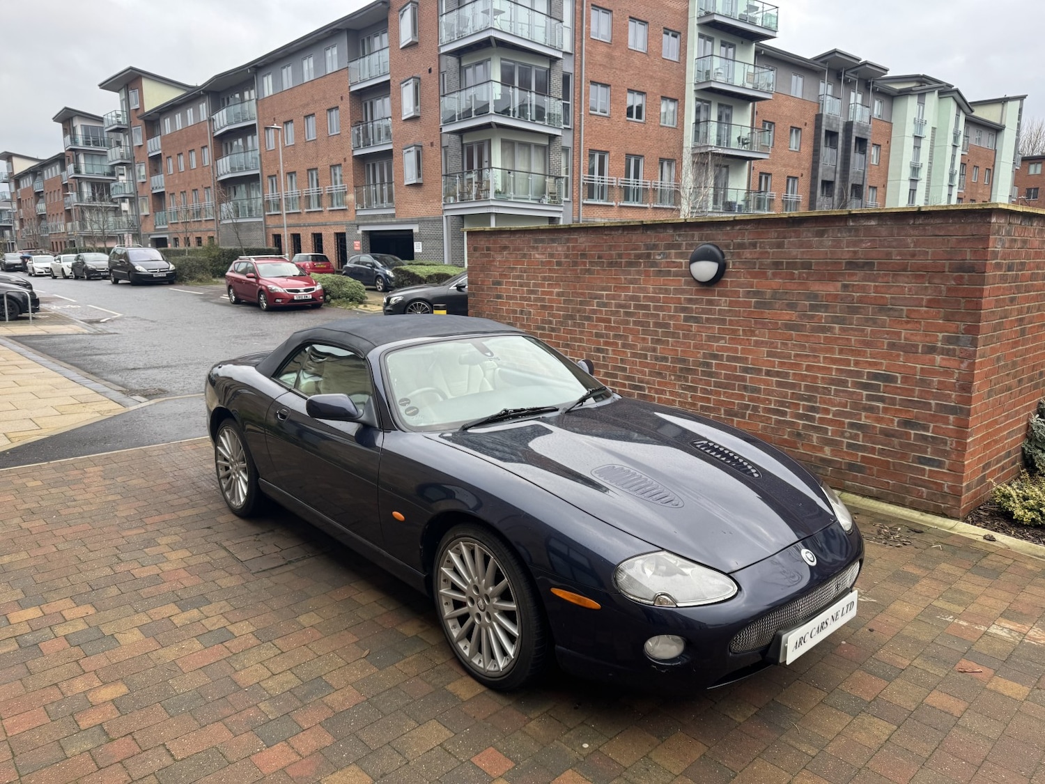 Used Jaguar XKR 2006 for sale - 77758976: Photo 6
